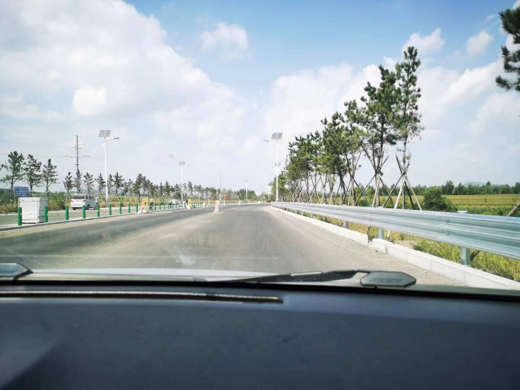 辽宁工地三波护栏